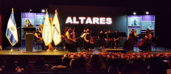Cónsul de Colombia en El Salvador participa en homenaje a mujeres víctimas de violencia y sobrevivientes
