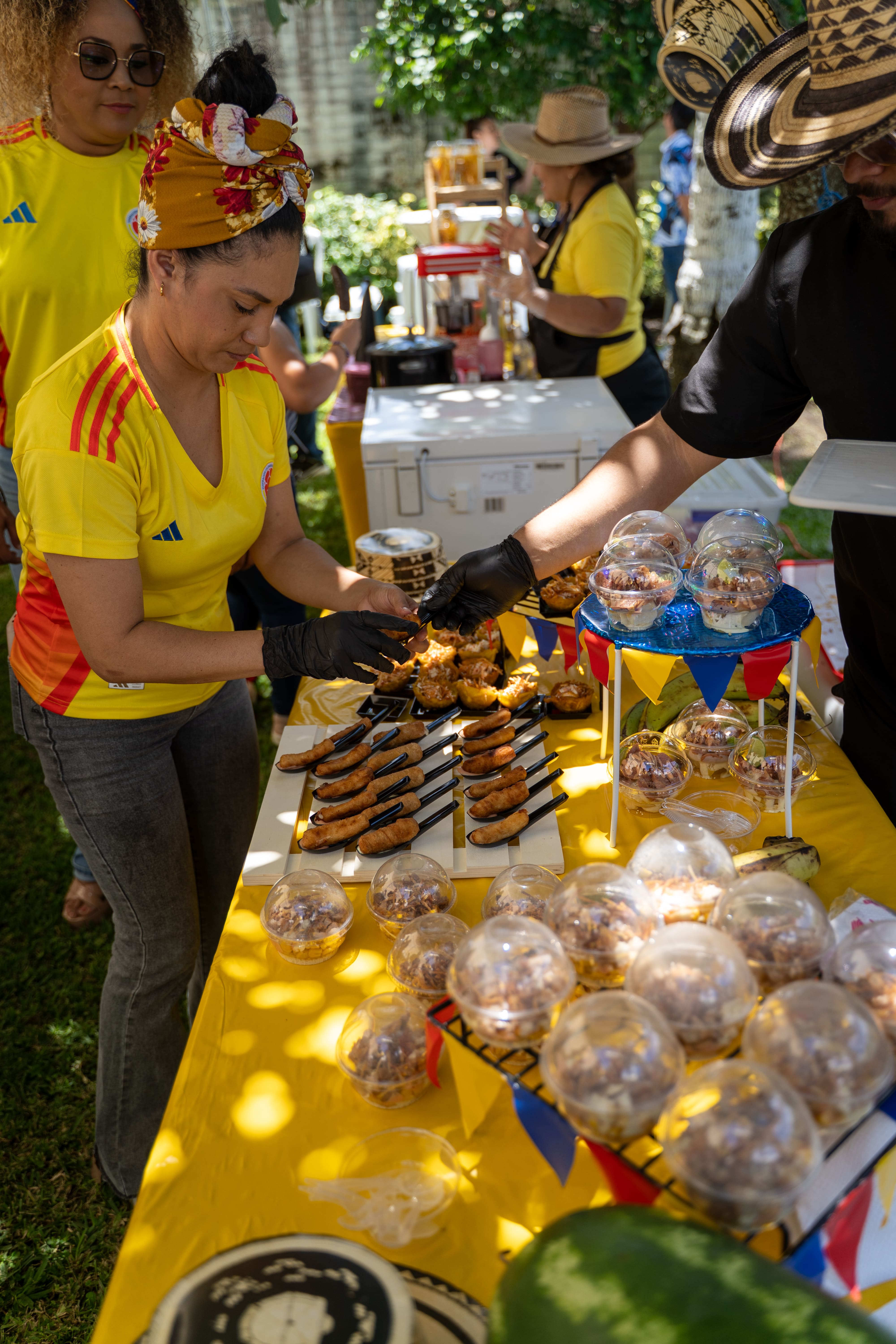 Así celebraron los colombianos en El Salvador la Independencia de Colombia