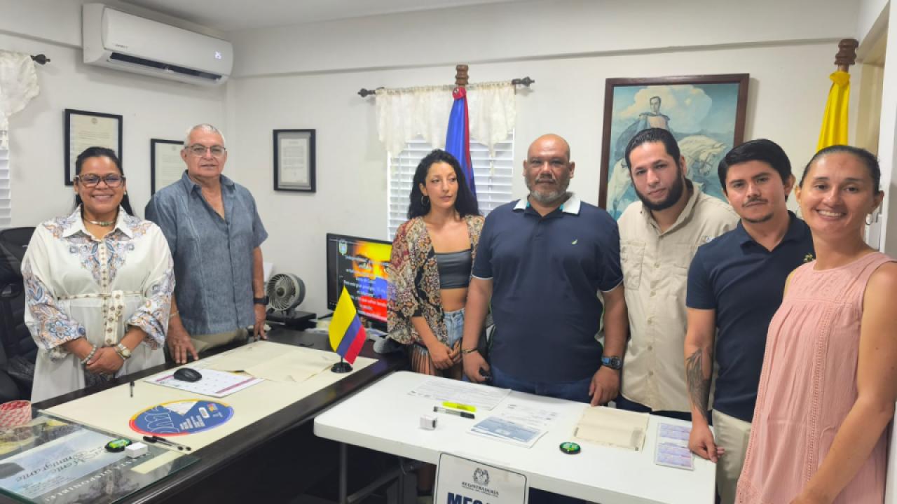 La Embajada de Colombia y su sección consular en El Salvador agradecen a la comunidad colombiana por su participación en las Elecciones Presidenciales 2026